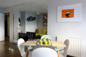 Angel, bright & colorful flat